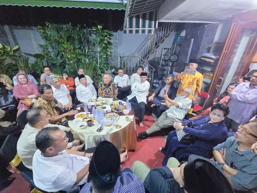 Momen Bukber Di Rumah Bupati Lahat Bursah Zarnubi