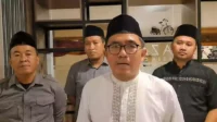 Sekretaris PCNU Cilacap Khasam Bisri Saat Menyampaikan Upaya Pencegahan Paham Radikalisme Di Lingkungan Pendidikan. Ulul Azmi 1068x600 1