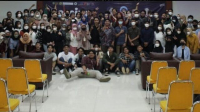 Insan Literasi Mahasiswa
