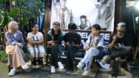 Rilis Single Happy Black Langues