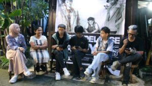 Rilis Single Happy Black Langues