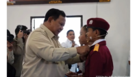 Presiden Prabowo Bersama Siswa SRMP 17 Tabanan Bali